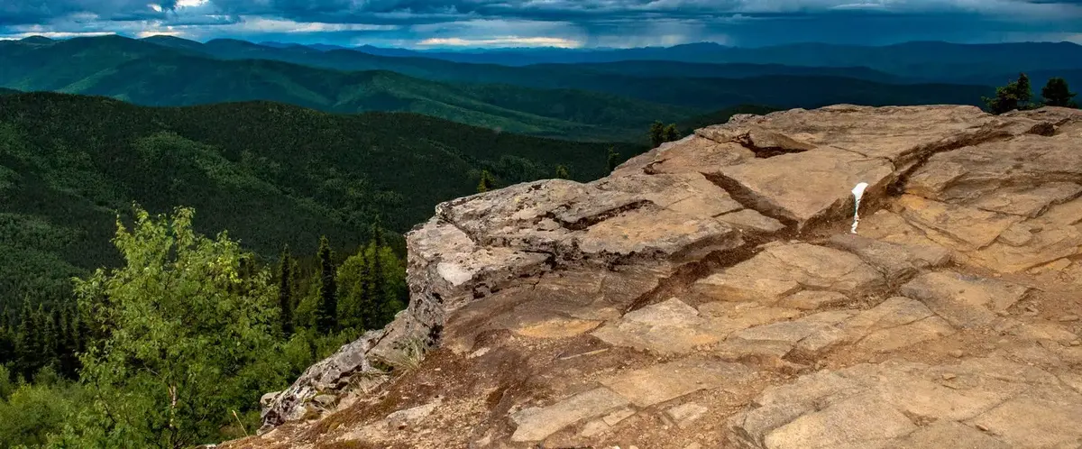 Panoramic views from the trail