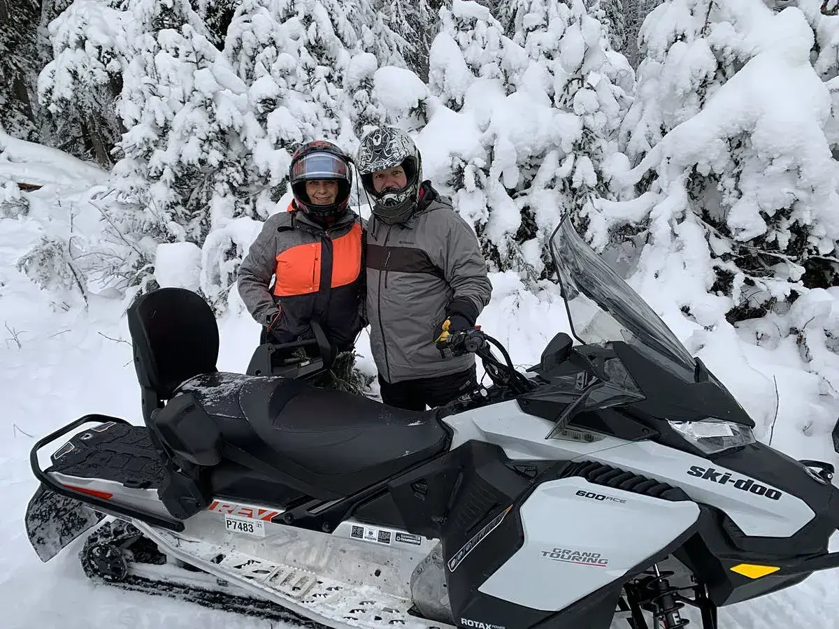 Alaska wilderness backdrop